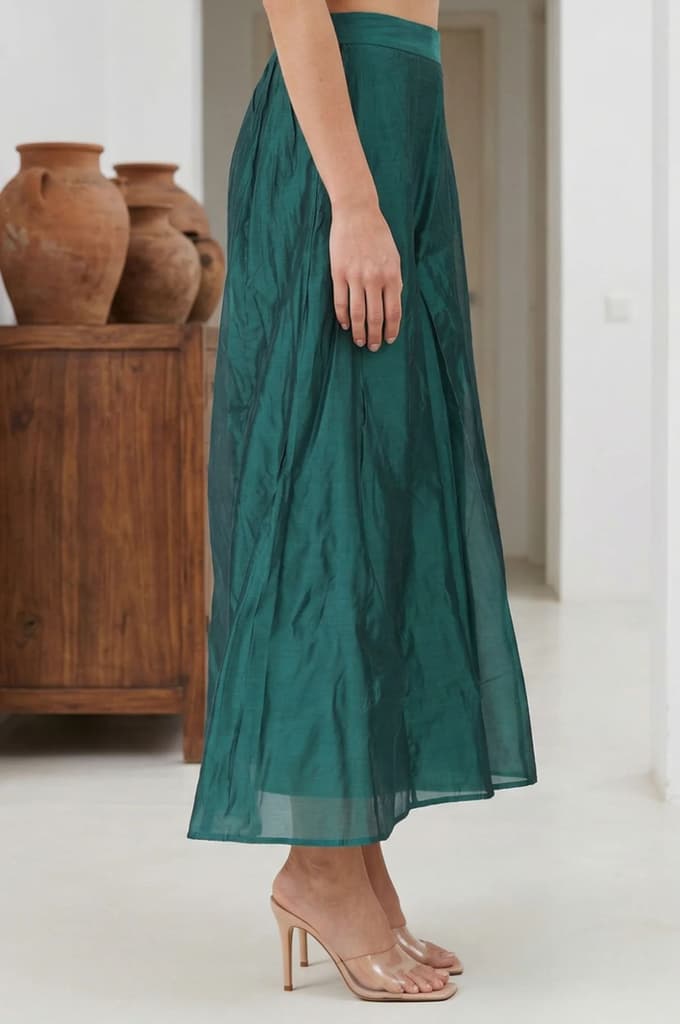 Green Solid Chanderi Wide Leg Flared Ankle Length Culottes — photo 5