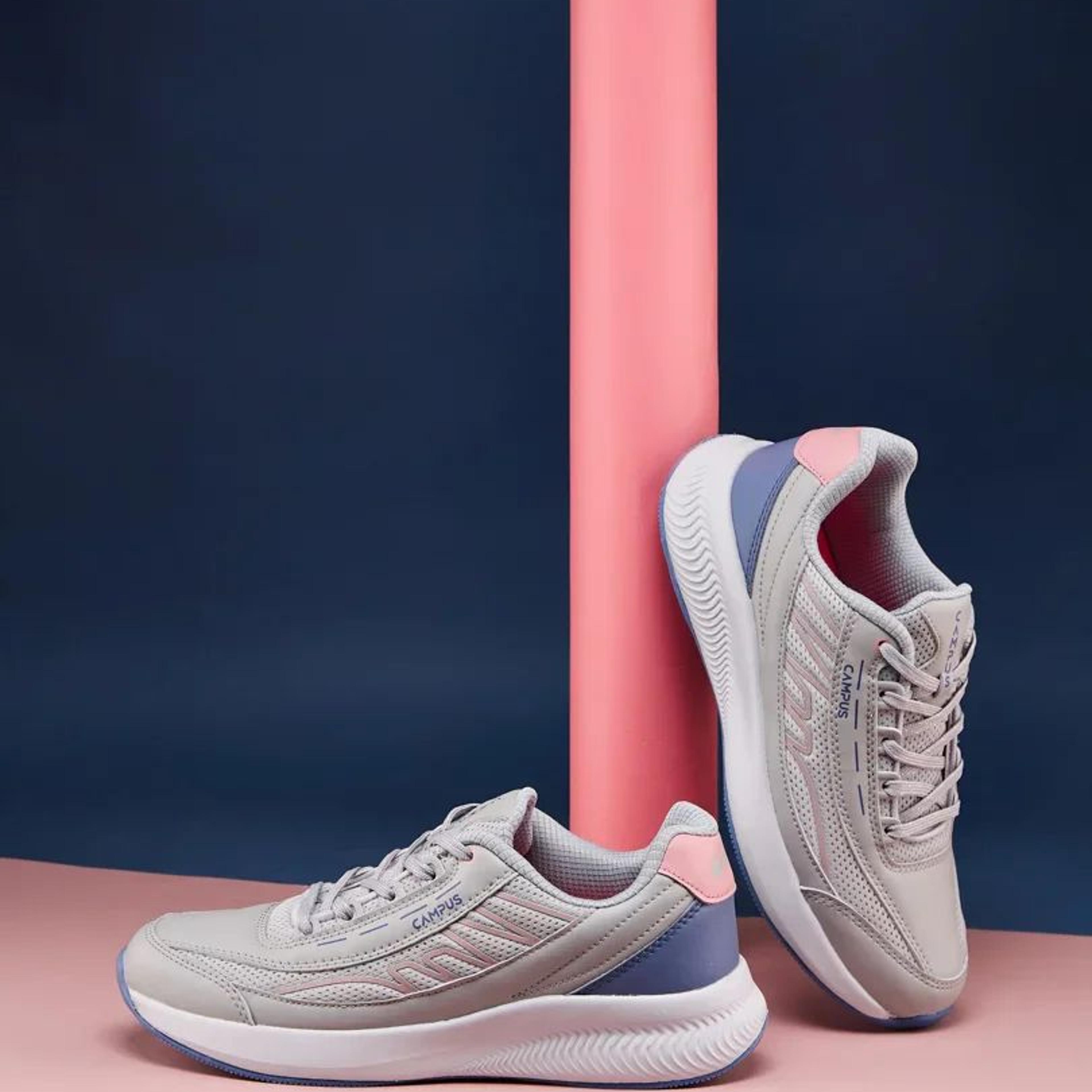 FLAIR Grey Women's Running Shoes
