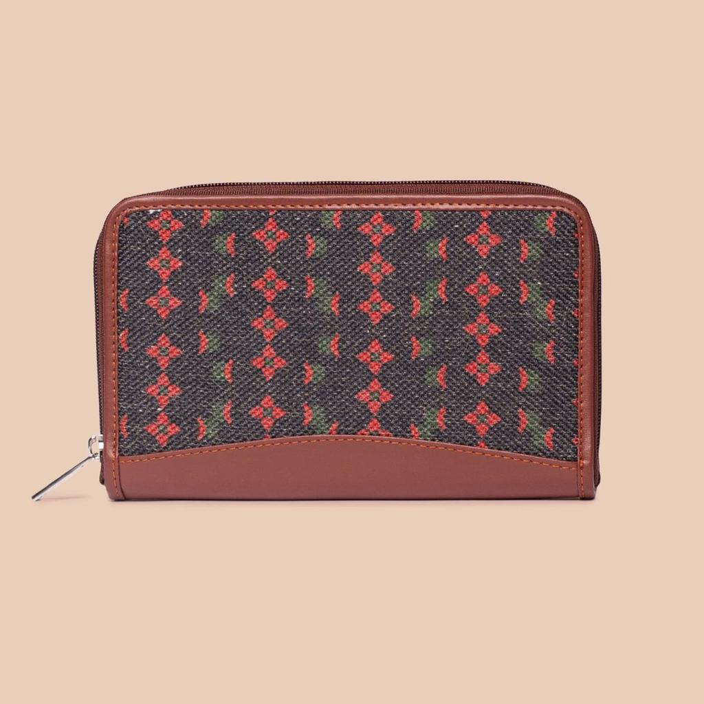 Shobha Niwas Lotus Motif Chain Wallet