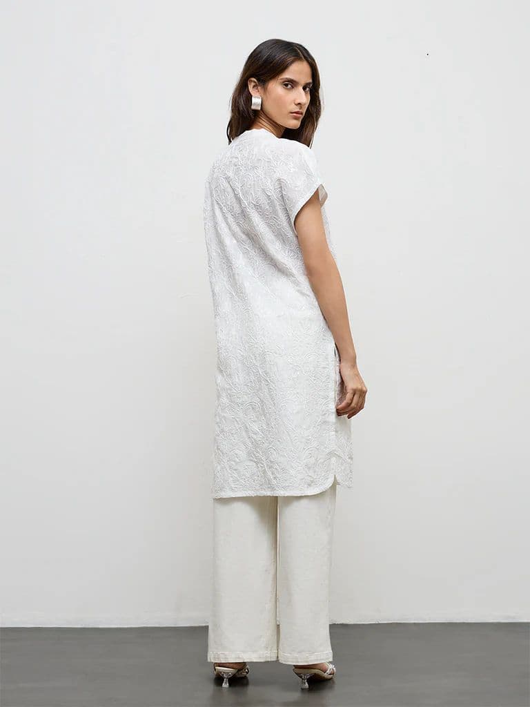 Zuba White Floral Embroidered Cotton-Blend A-Line Kurta — photo 4