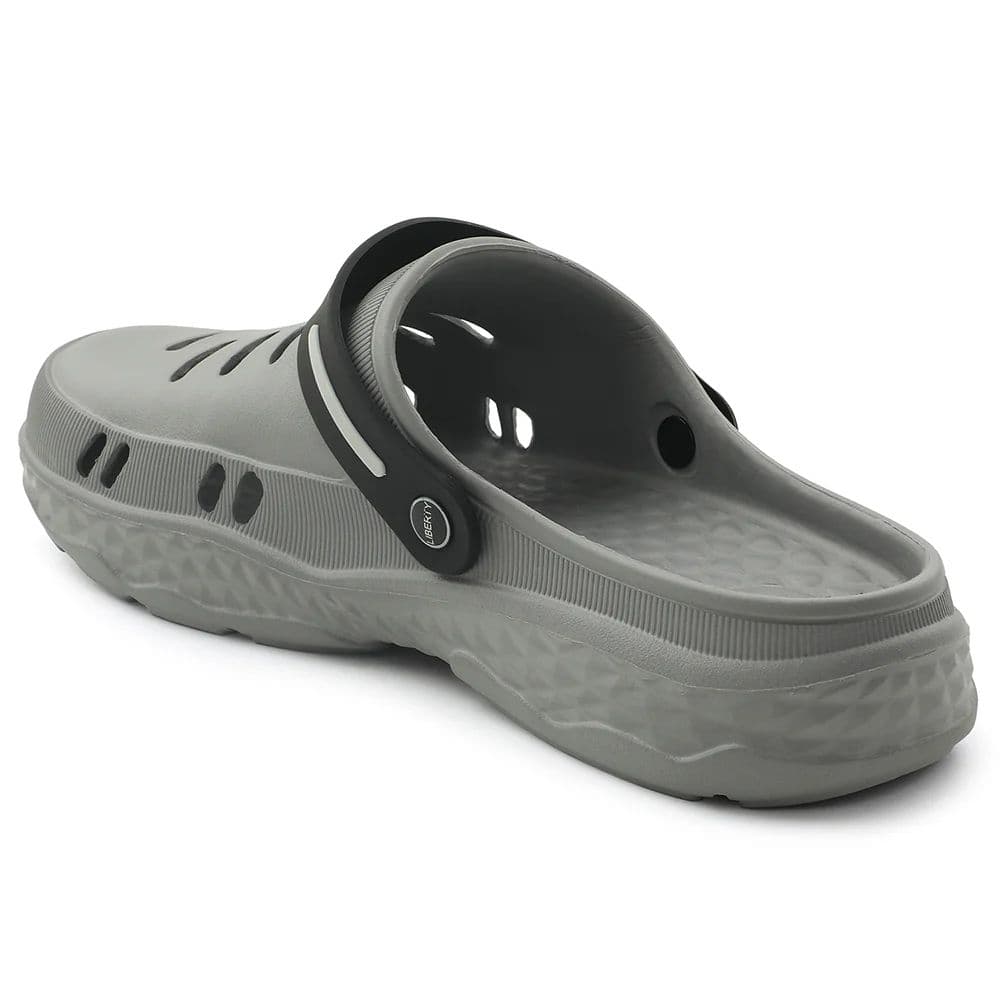 A-HA Casual Grey Clogs For Men BEACHRIDEM By Liberty — photo 6