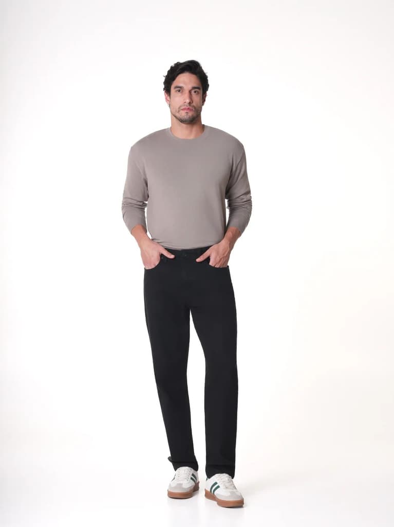 Vault Black Relaxed Fit Jeans — photo 6