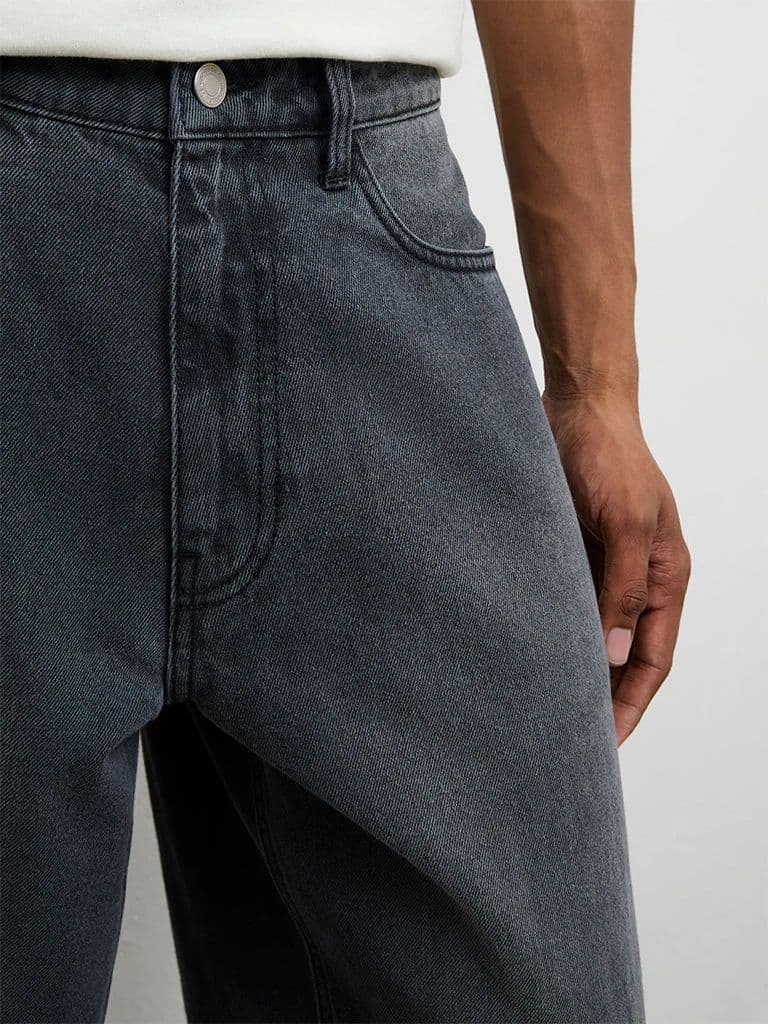 Nuon Charcoal Barrel-Fit Mid-Rise Jeans — photo 3