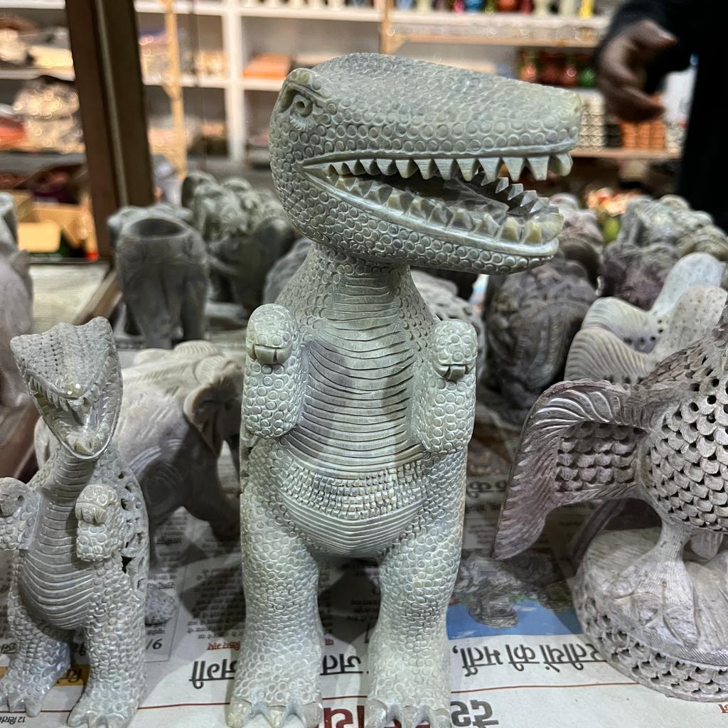 Dinosaur Figurine | Statue | Ceramic | White
