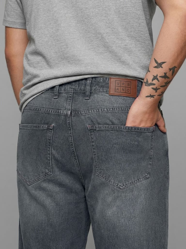 Plus Men's Light Grey Relaxed Fit Washed Denim Jeans Non-Stretchable — photo 5