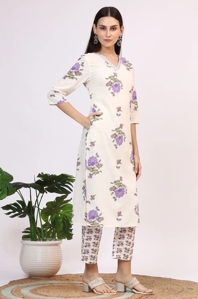 White Floral Printed Pure Cotton Straight Kurta and Pants Co-ord Set with Dupatta — photo 7