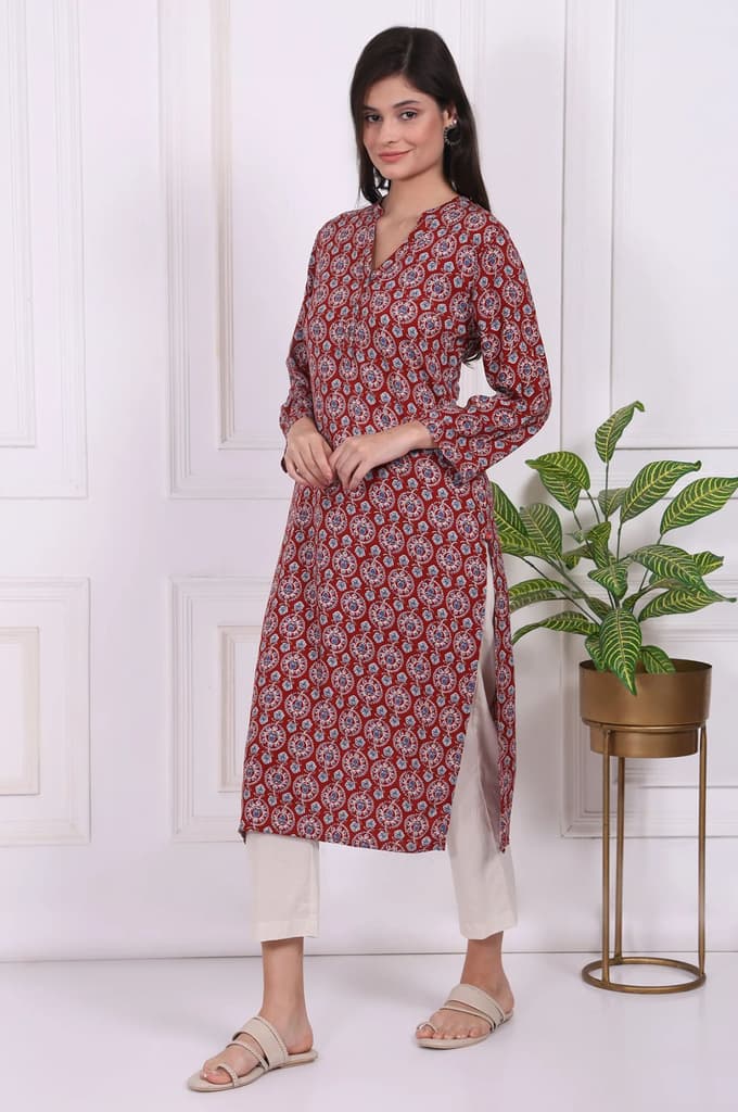 Red Floral Printed Rayon Straight Kurta — photo 4