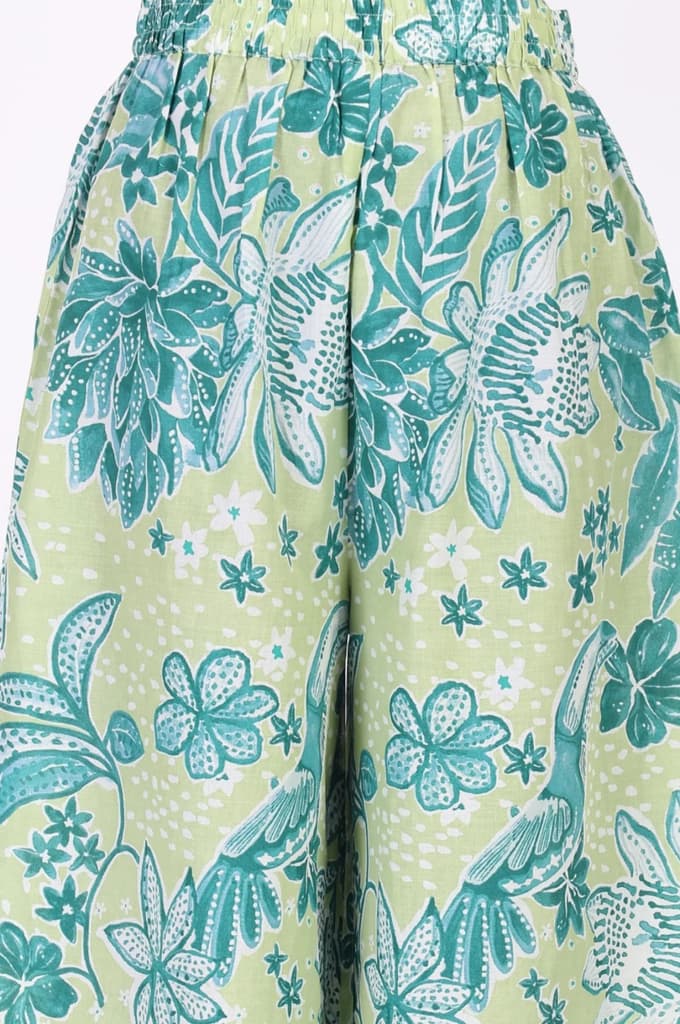 Green Floral Printed Pure Cotton Sleeveless A-line Kurta with Pants Set — photo 7