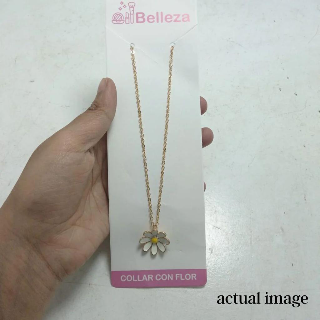 Daisy Daze – White Bloom Pendant — photo 6