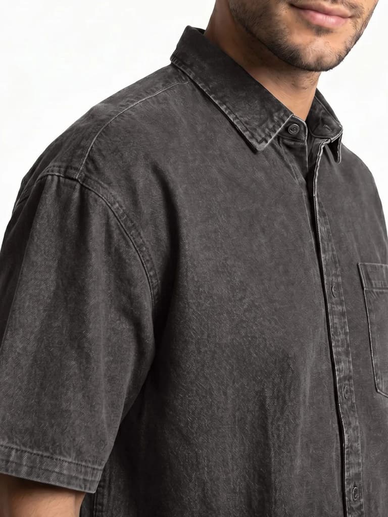 Men's Grey Oversized Fit Half Sleeve Solid Casual Denim Shirt — photo 5