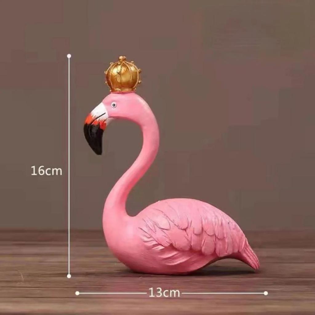 Royal Flamingo Decorative Showpiece – Pink Flamingo with Golden Crown — King Flamingo