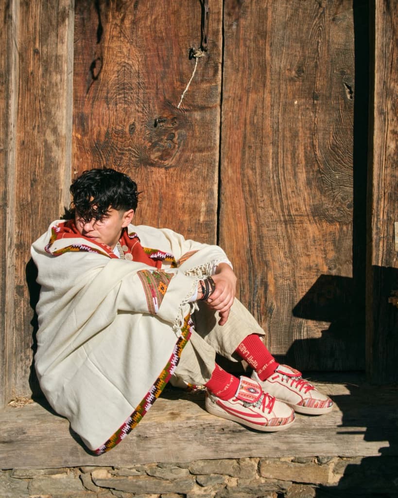 GL001 Buransh Red — photo 9