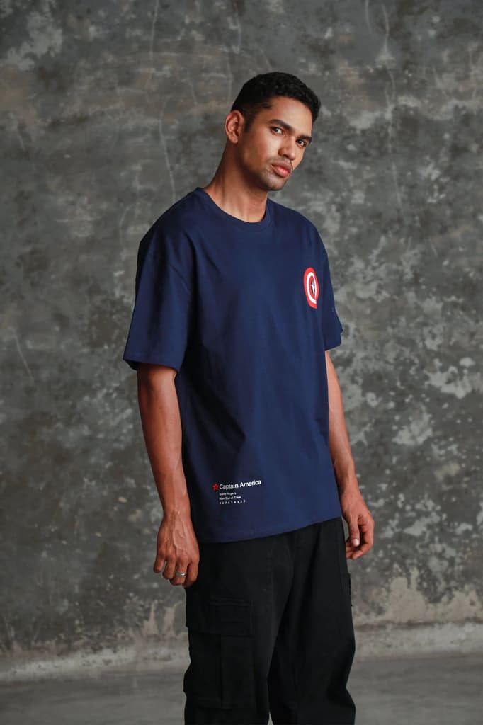 First Avenger Oversized T-shirt — photo 7