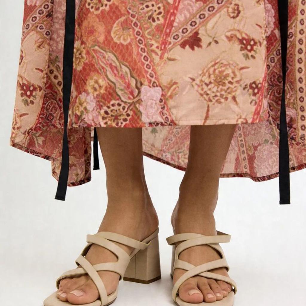 LUNA BLU Ivory Strappy Kitten Heel Sandals