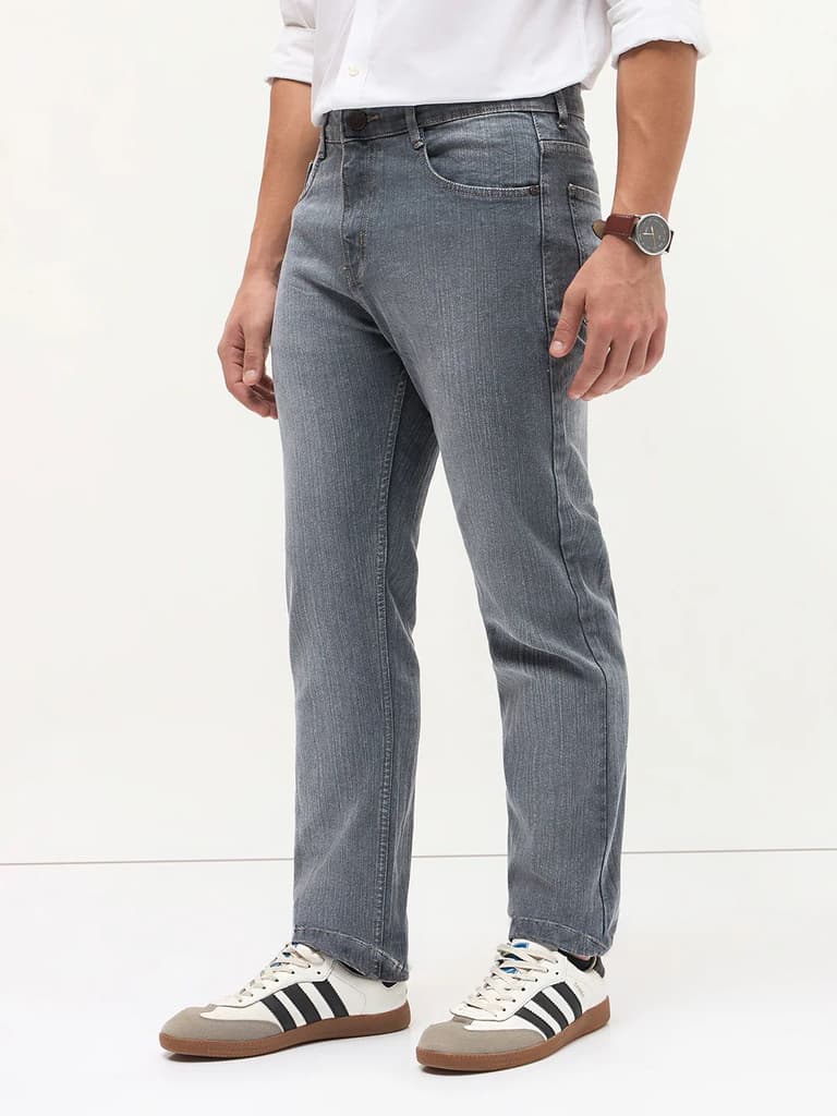 Men's Grey Straight Fit Washed Denim Jeans Stretchable — photo 3