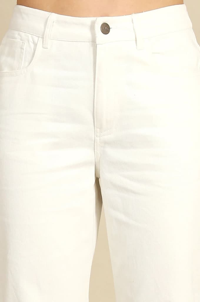 White Solid Straight Fit Cotton Pants With Button Closure — photo 3