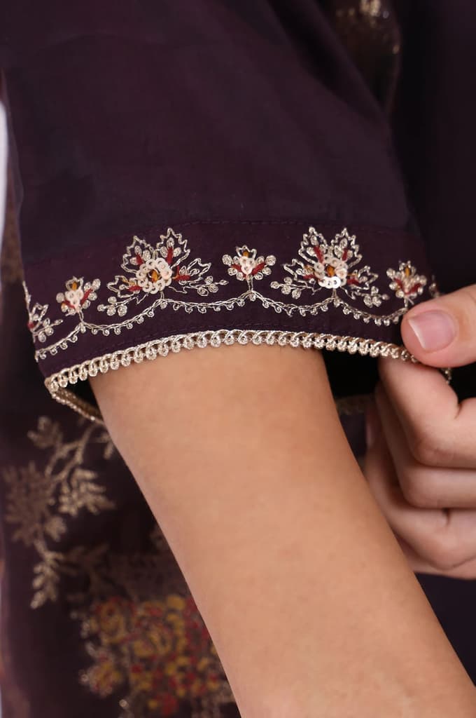 Purple Embroidered Straight Kurta, Pants and Dupatta Set — photo 7