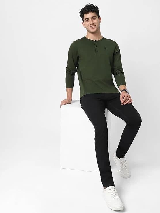 Men's Olive Green Solid Henley Neck Slim Fit Cotton T-Shirt — photo 4
