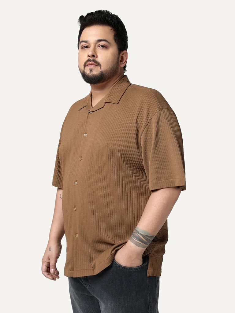 Plus Men's Mocha Cotton Half Sleeve Oversized Fit Textured Shirt with Cuban Collar — photo 2