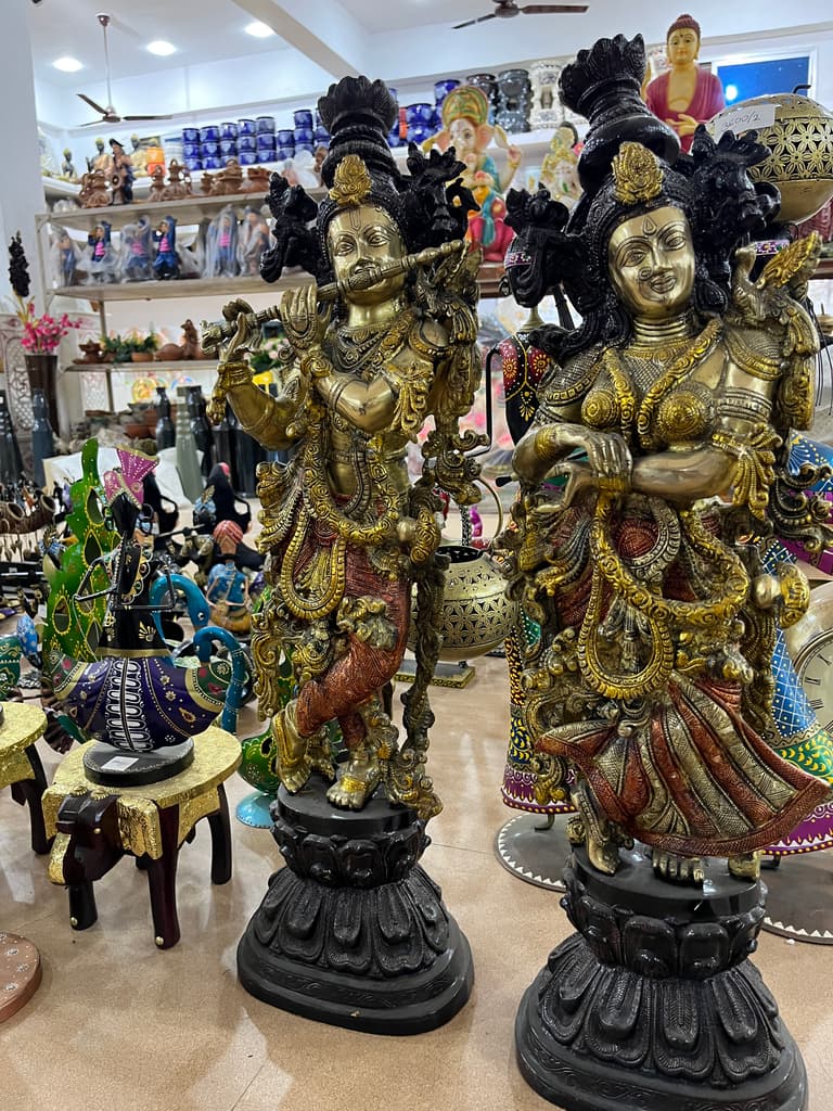 Gold Statue of a Man | Sculpture | Gold | Gold