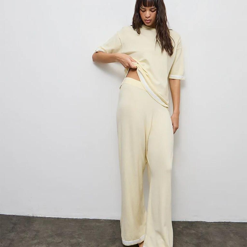 Wunderlove Light Yellow Contrast Detailed High-Rise Pants