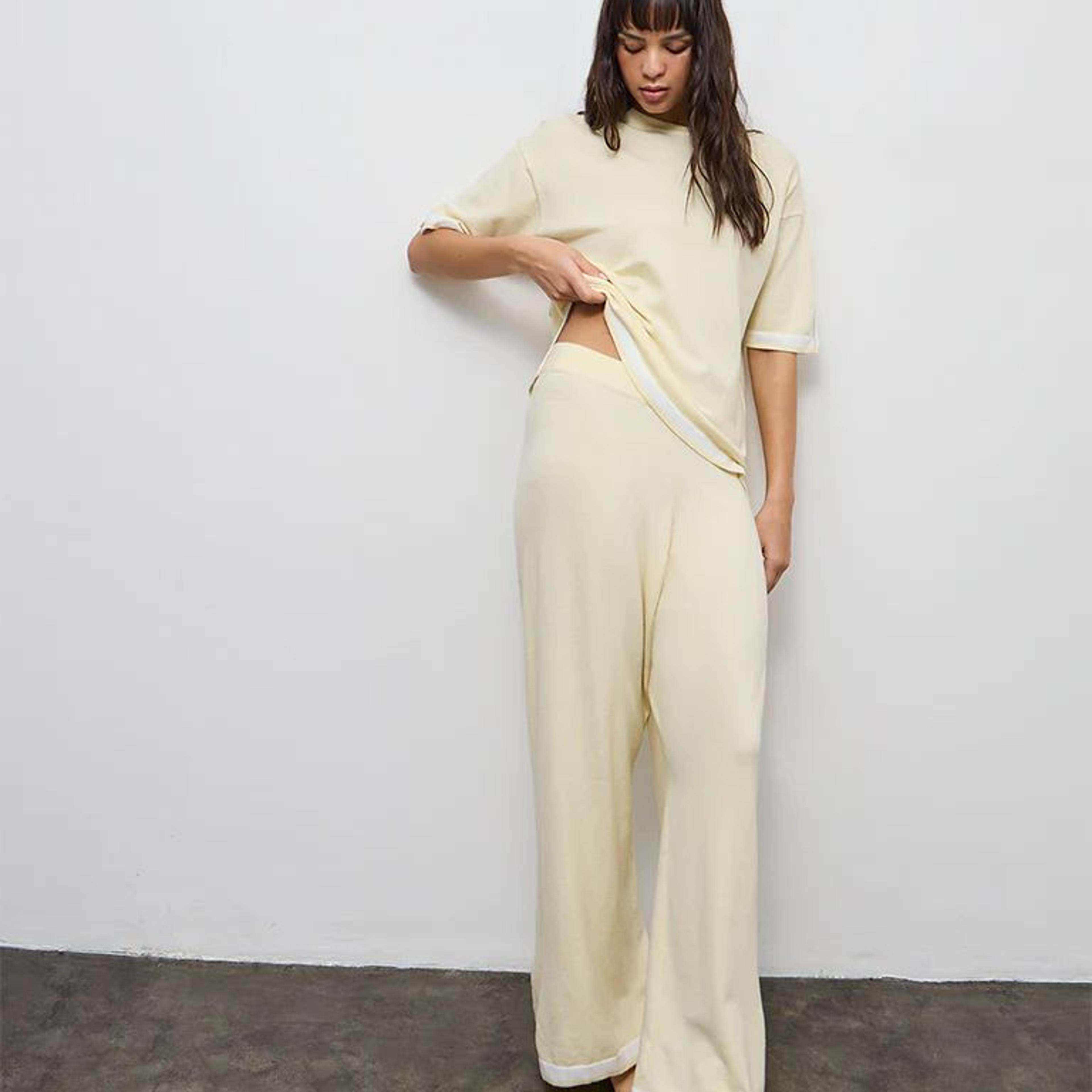 Wunderlove Light Yellow Contrast Detailed High-Rise Pants