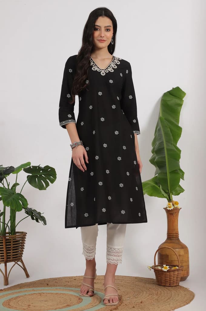 Black Bandhani Printed Pure Cotton Straight Kurta — photo 2