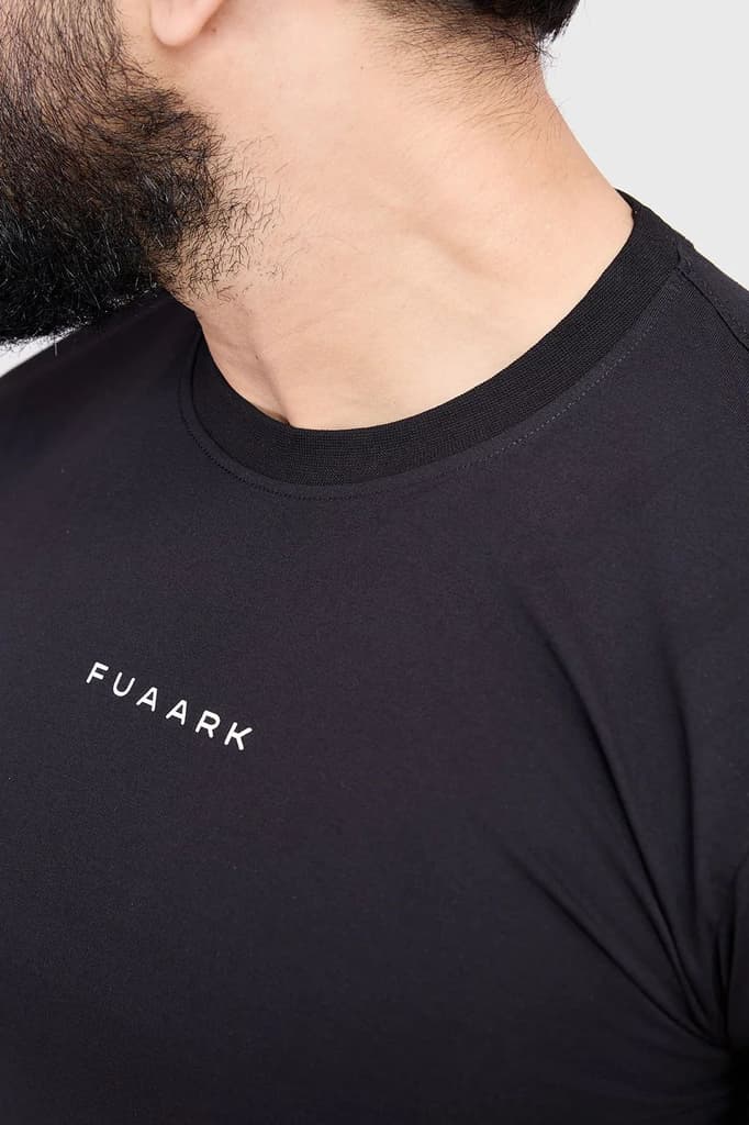 Legacy Crew Neck T-shirt Black — photo 4