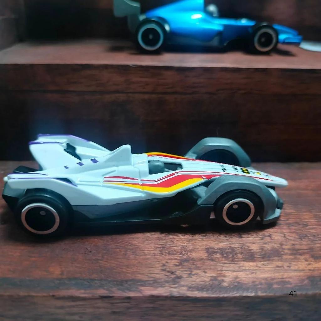 Miniature F1 Race Cars for Collectors (1 Piece) — photo 5