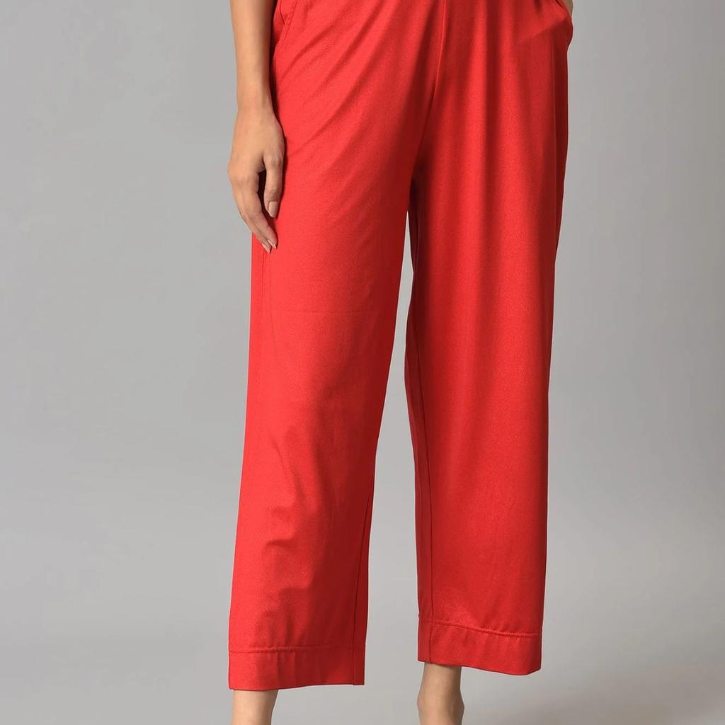 Red Solid Straight Fit Palazzo With Side Pockets