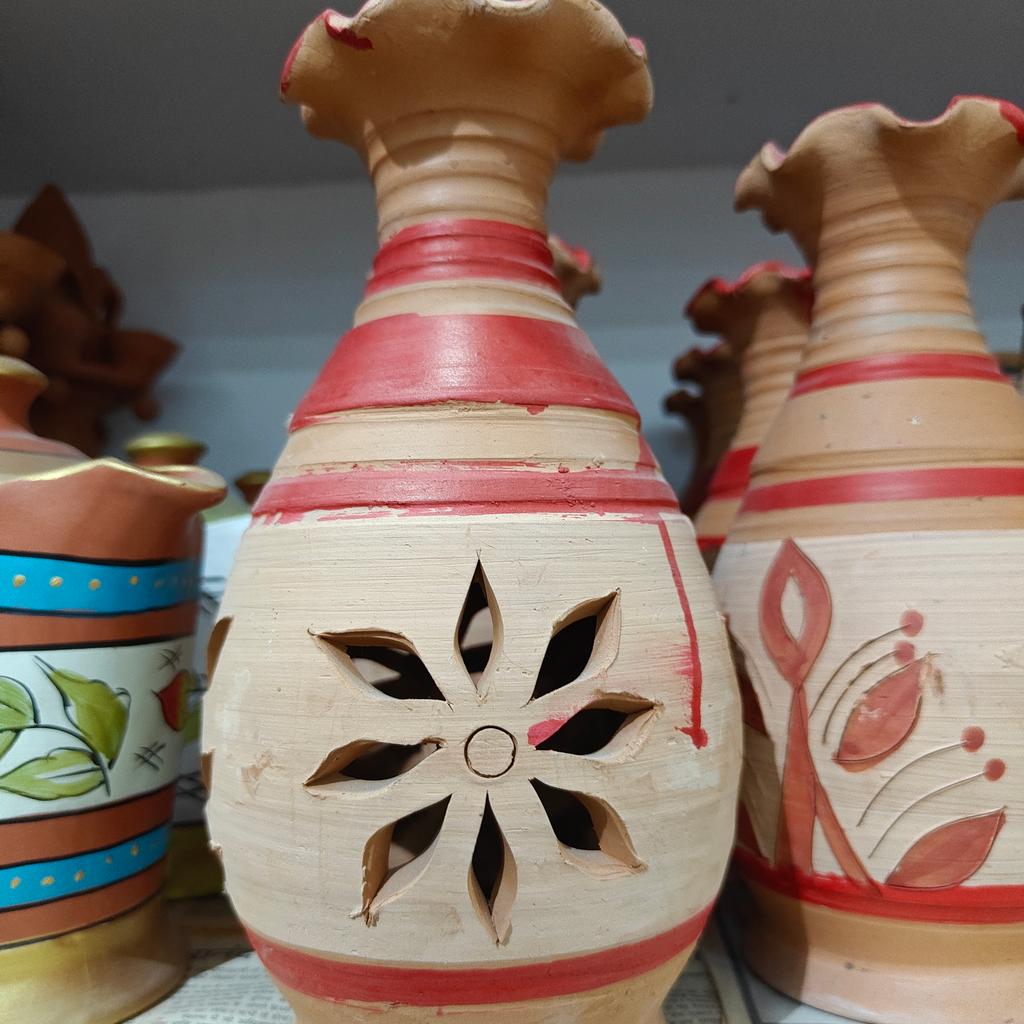 Vase with Design | Ceramic | Brown | Red