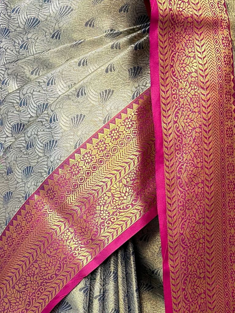 MIMOSA Women's Woven Design Kanjivaram Style Art Silk Saree with Blouse Piece - Navy Blue (SA00002866NVFREE) — photo 6