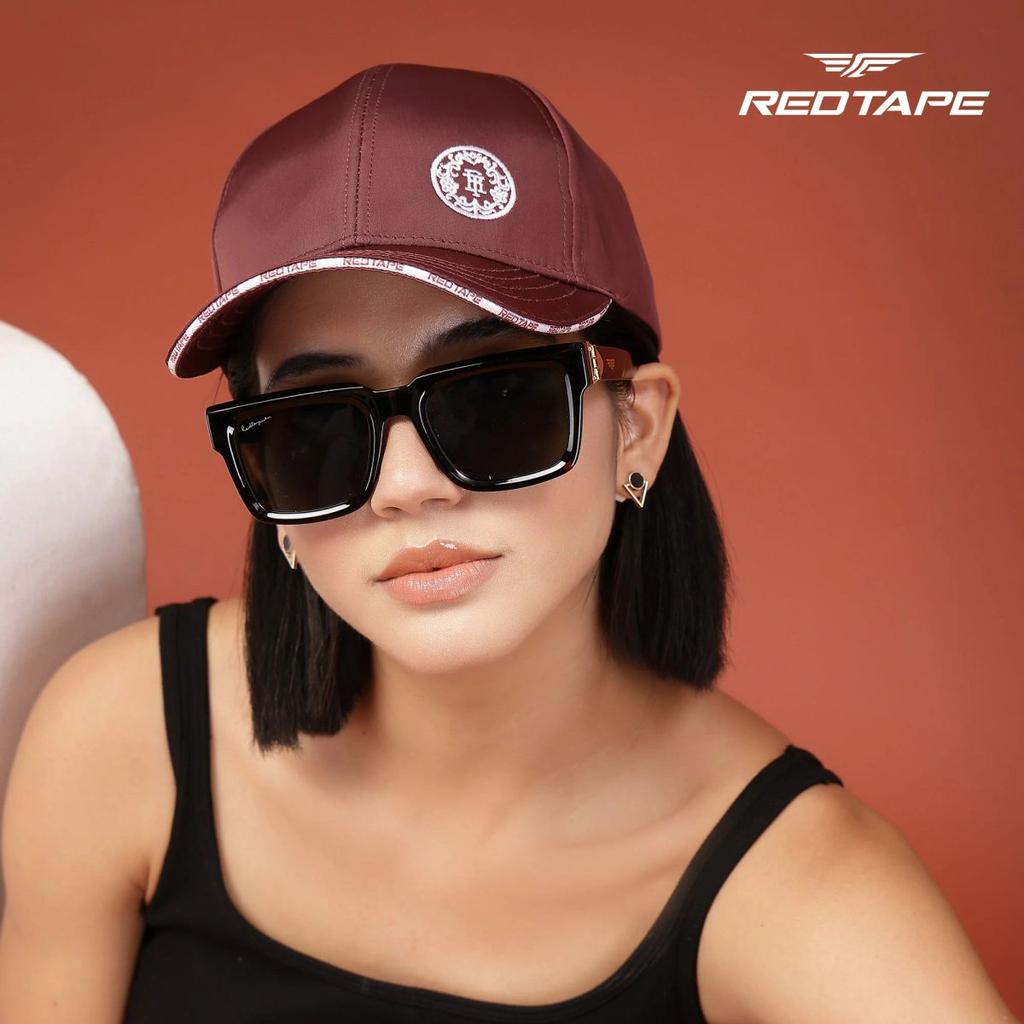 Unisex Wine Solid Polyester Baseball Cap with Adjustable Strap — photo 2