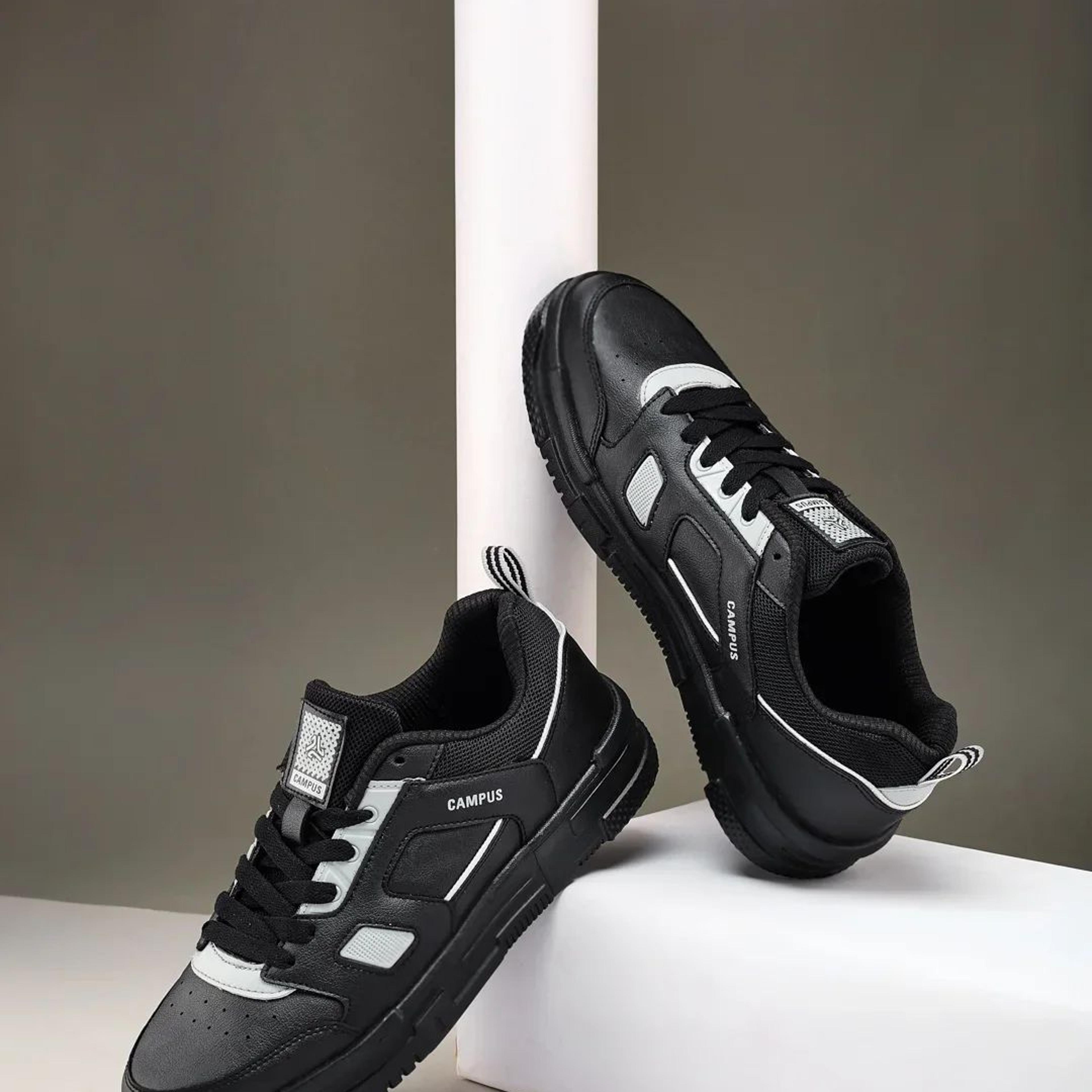 STOMP Black Men's Sneakers