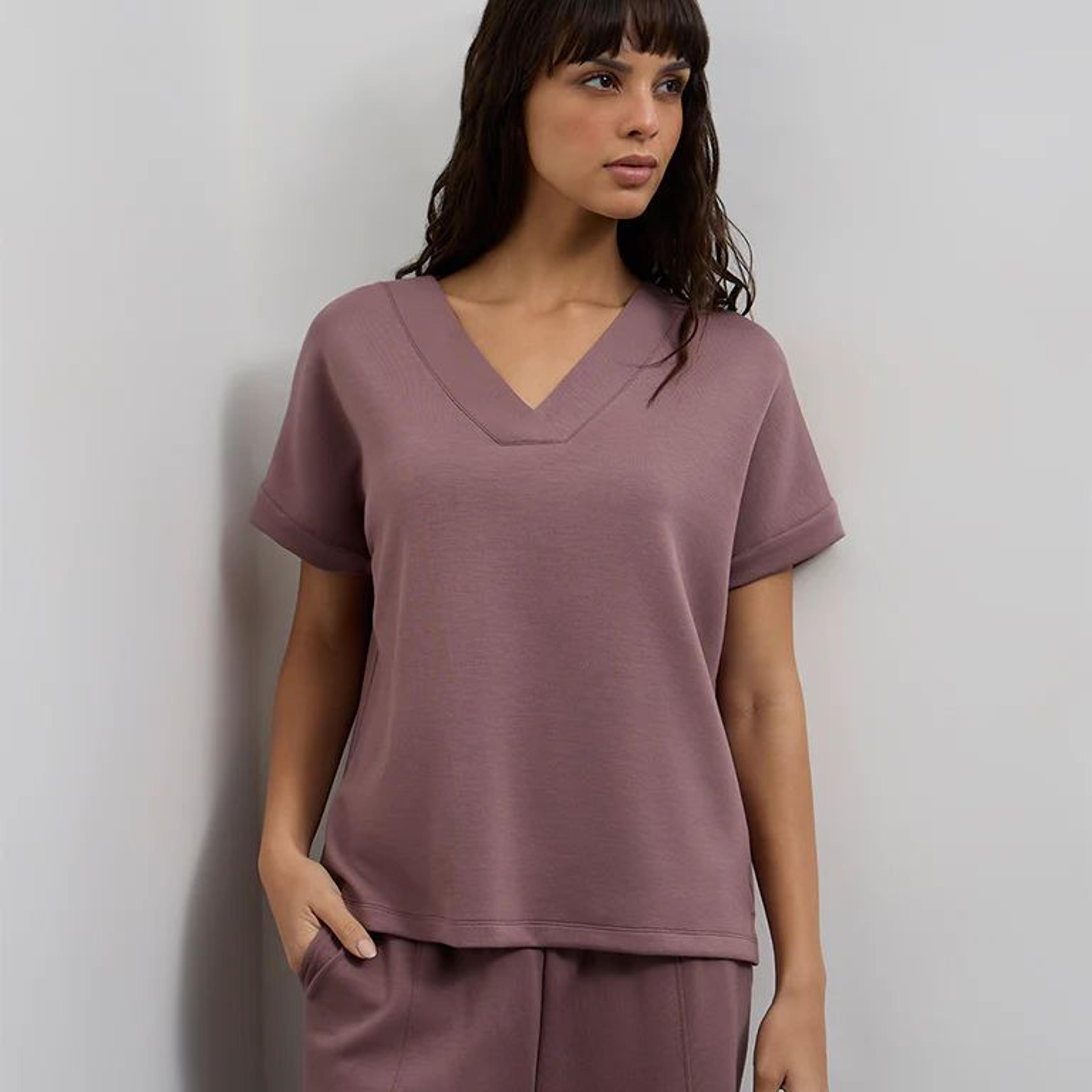 Wunderlove Dusty Pink Solid V-Neck Top