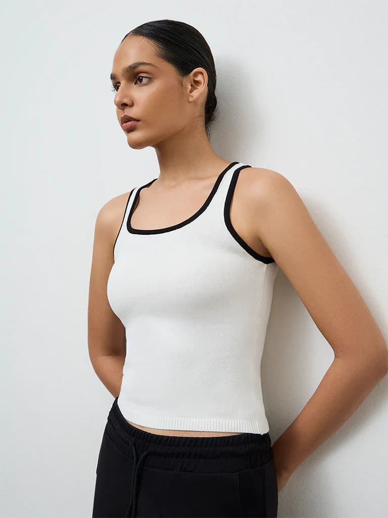 Nuoflexx Off-White Textured T-Shirt — photo 2