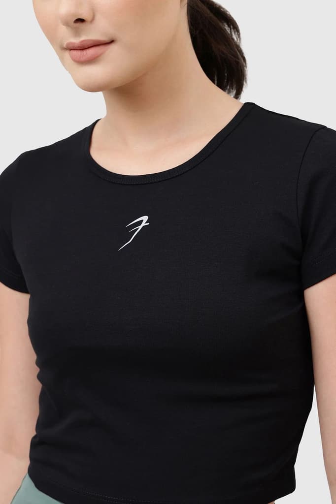 Peak Crop Top Black — photo 3