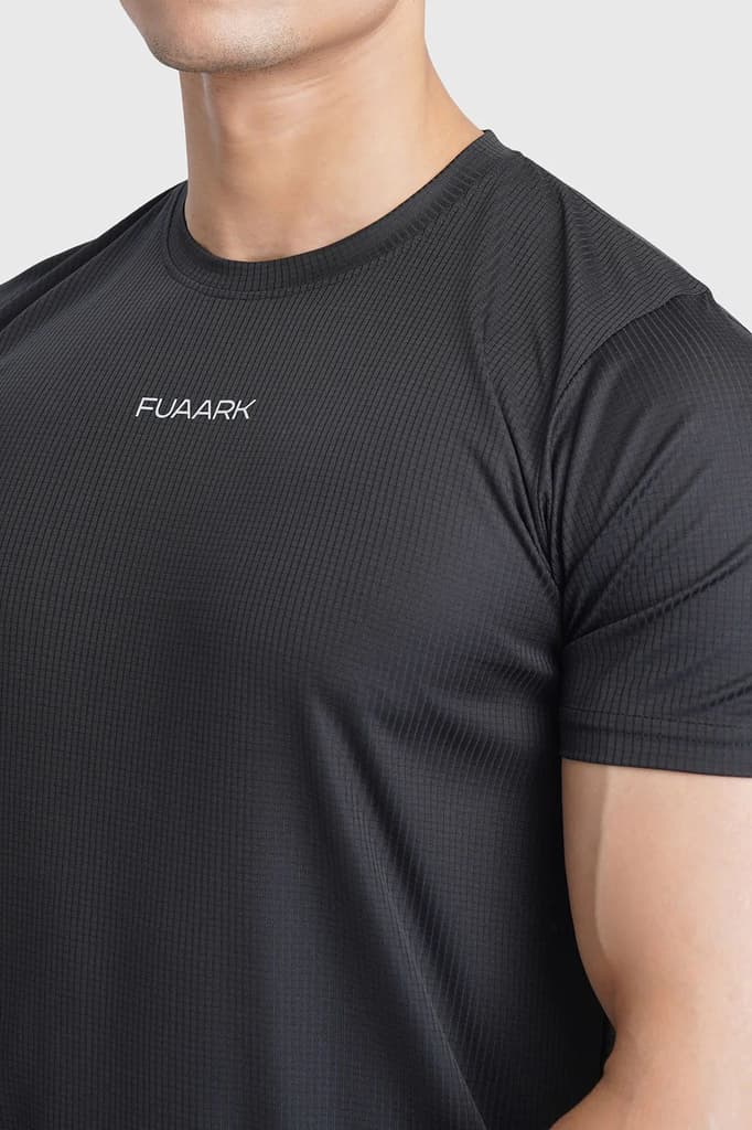 Checks Running T-shirt Black — photo 5