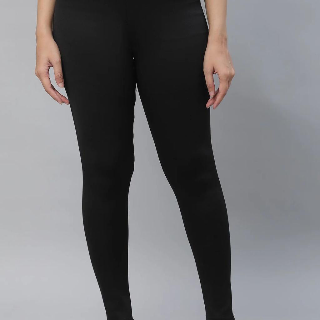 Black Solid Skinny Fit Tights With Criss Cross Waistband
