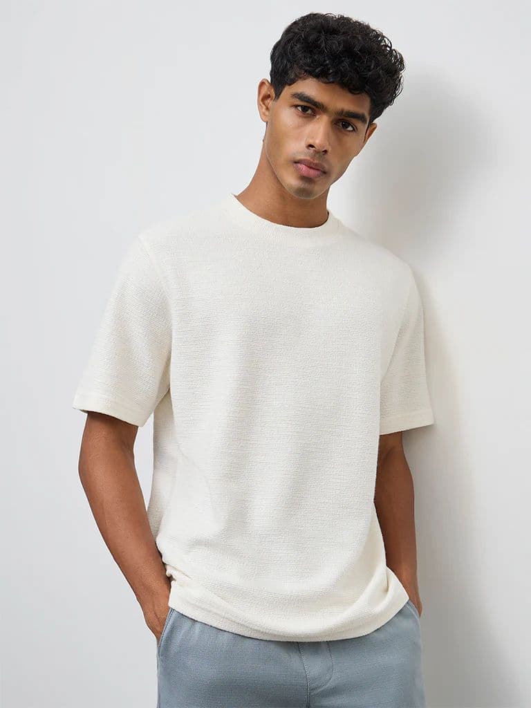 ETA Off-White Textured Relaxed-Fit Cotton-Blend T-Shirt — photo 3