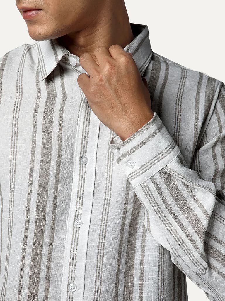 Men's Light Grey Cotton Full Sleeve Relaxed Fit Linen Striped Shirt with Spread Collar — photo 7