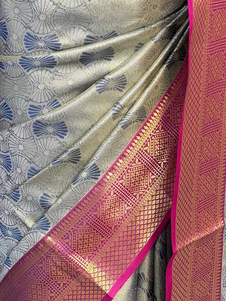 MIMOSA Women's Woven Design Kanjivaram Style Art Silk Saree with Blouse Piece - Navy Blue (SA00002804NVFREE) — photo 6