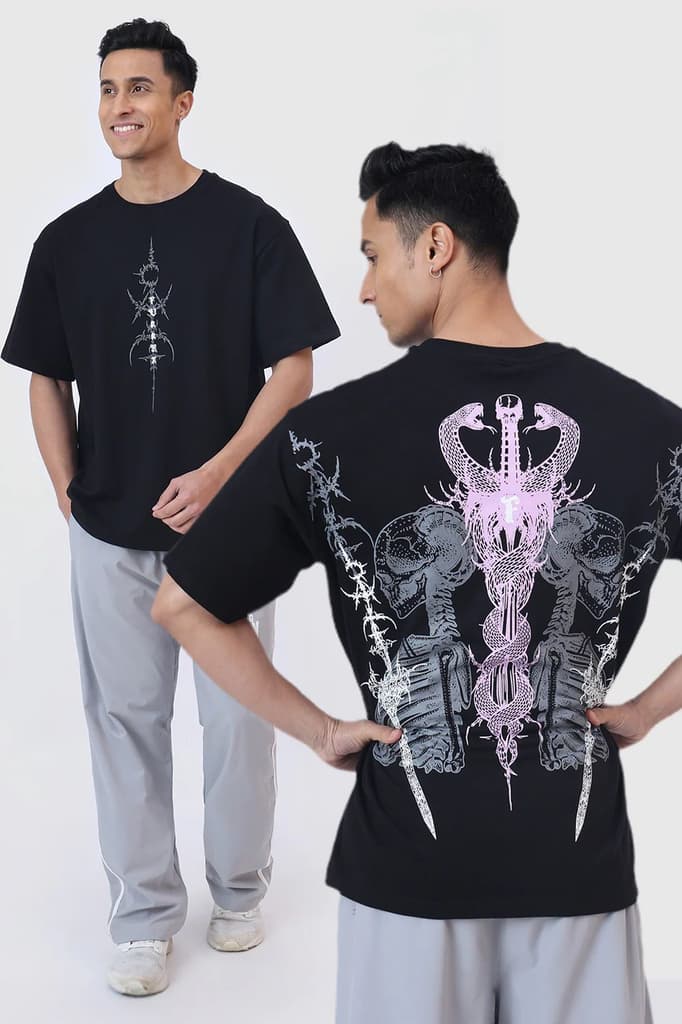 Twin Sword Oversized T-shirt Black — XS