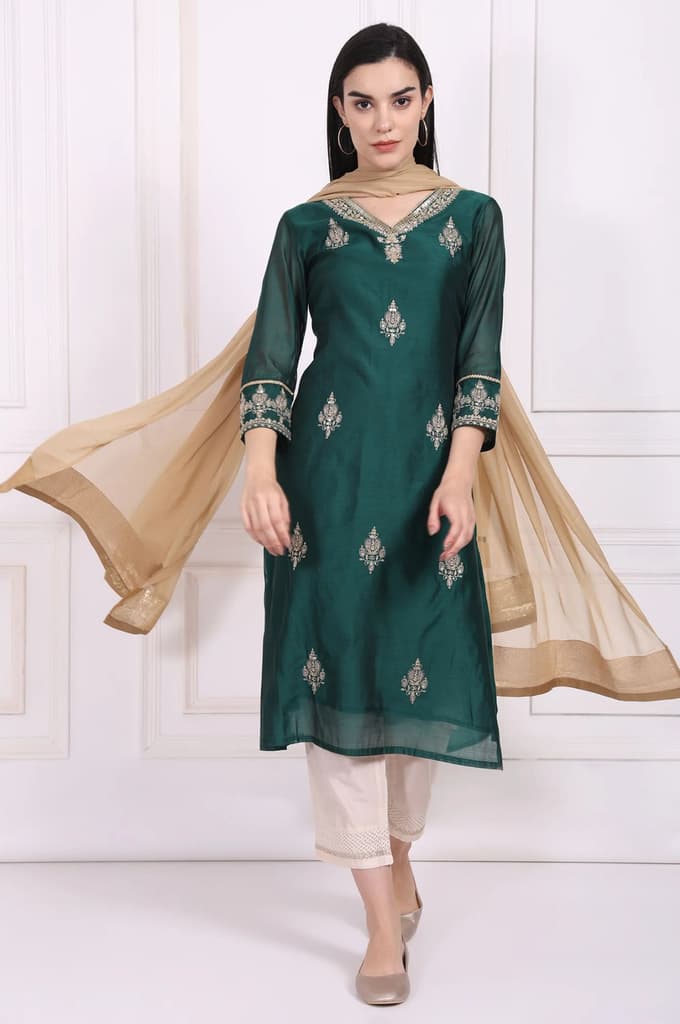 Gold Solid Sequined Chiffon Dupatta — photo 4