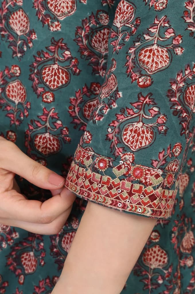 Green Floral Block Printed Embroidered A-Line Cotton Kurta — photo 7