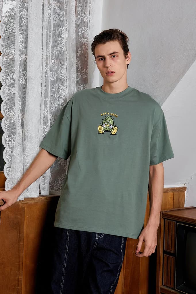 Chill Nugget Green Oversized T-shirt — photo 5
