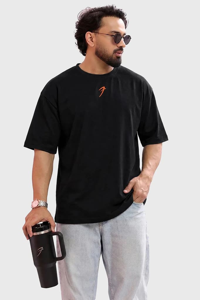 Iconic Oversized T-shirt Black — XS