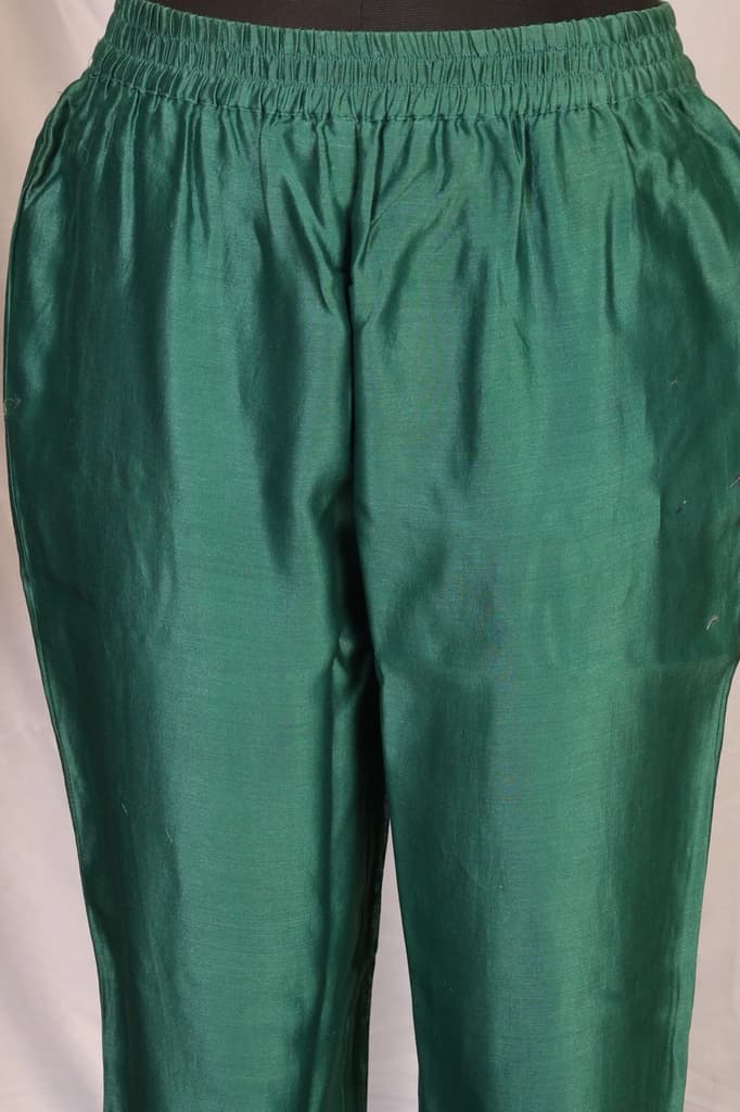 Green Geometric Printed Zari Work Jacquard Straight Kurta with Pants and Dupatta Set — photo 6