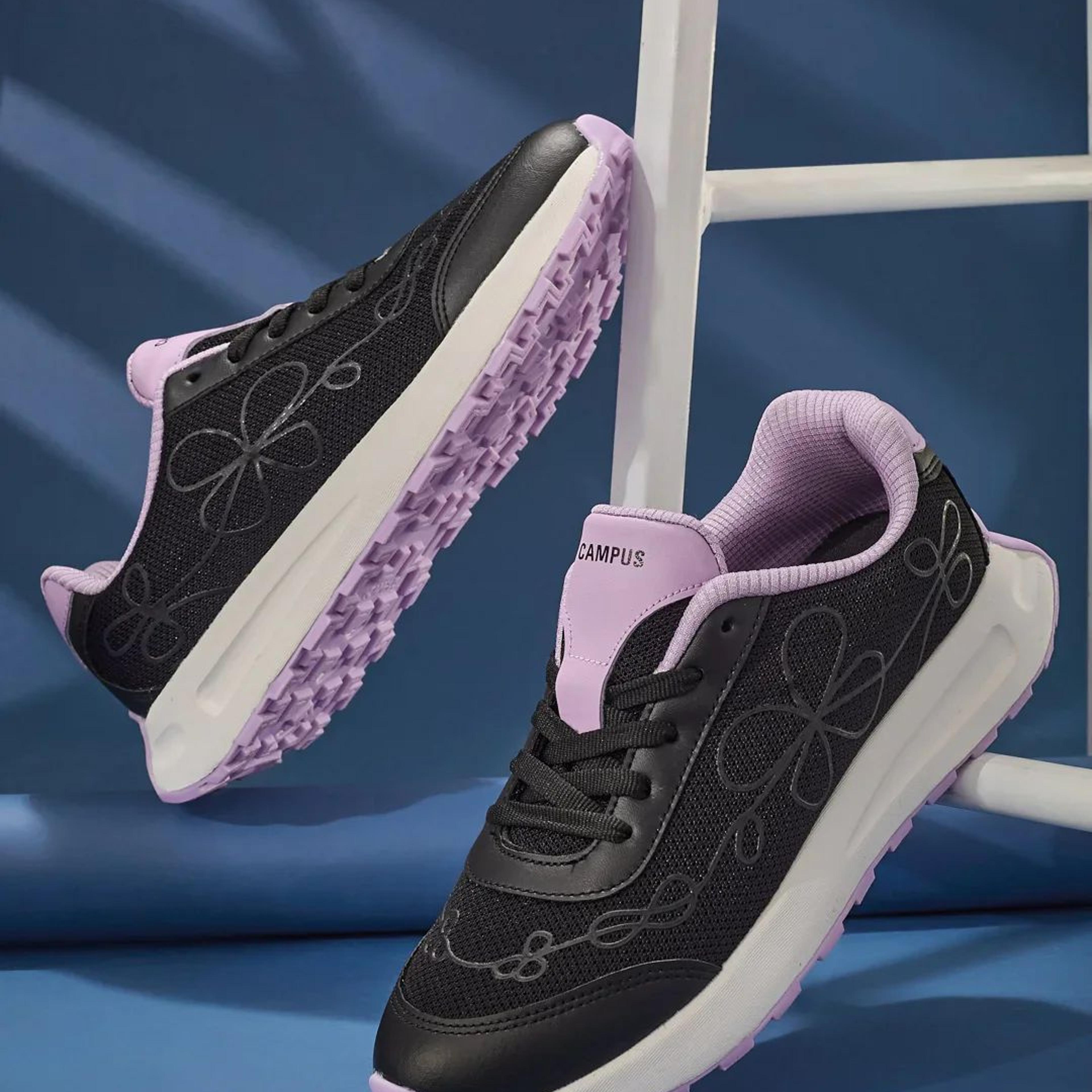 JUJUBEE Black Women's Sneakers