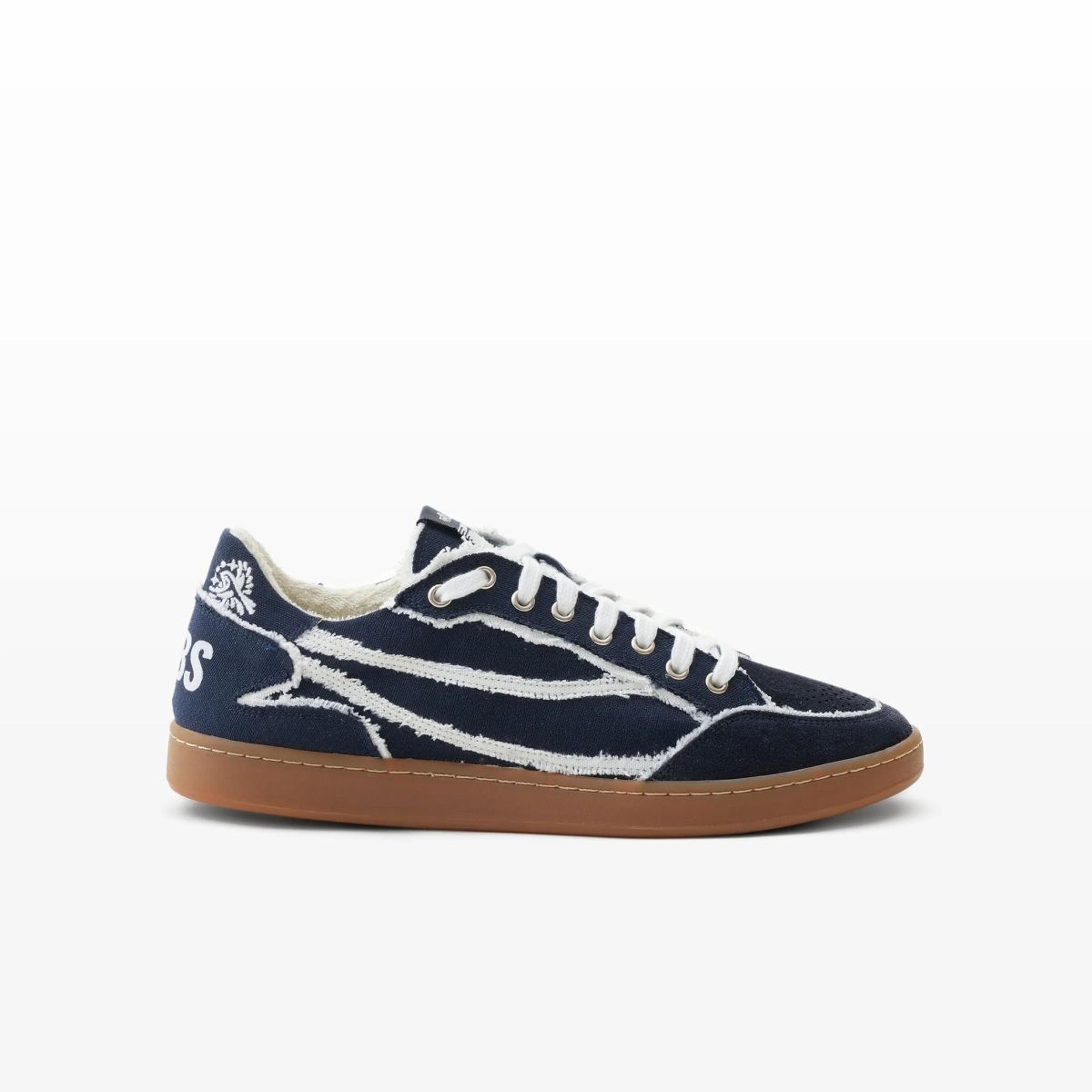 Gully Number 001 - Baaz Leila Navy